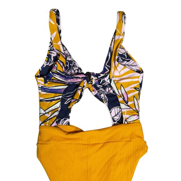 Maaji Maracuja Reversible One Piece Swimsuit Size SMALL Mustard Yellow Cutout - Picture 5 of 14